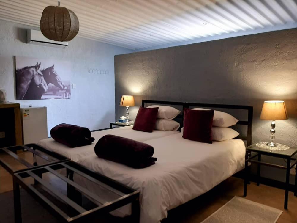 Eldorado Lodge Okaukuejo Εξωτερικό φωτογραφία